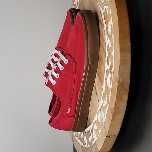 VANS Authentic Classic Low Chili Pepper Red Canvas ~ Brown Gum Sole Shoes - Picture 3 of 9